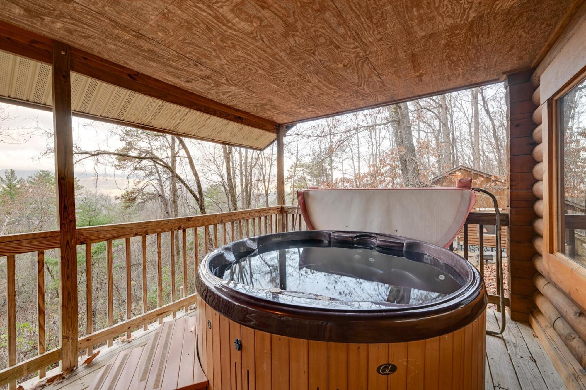 Cozy Deer Glen Cabin With Private Hot Tub And Porch! Bryson City Kültér fotó